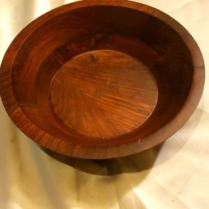 Bowl 🥣 wood